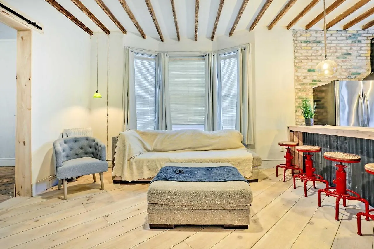 Holiday home Stylish Newark Home With Deck Less Than 14 Mi To Nyc!