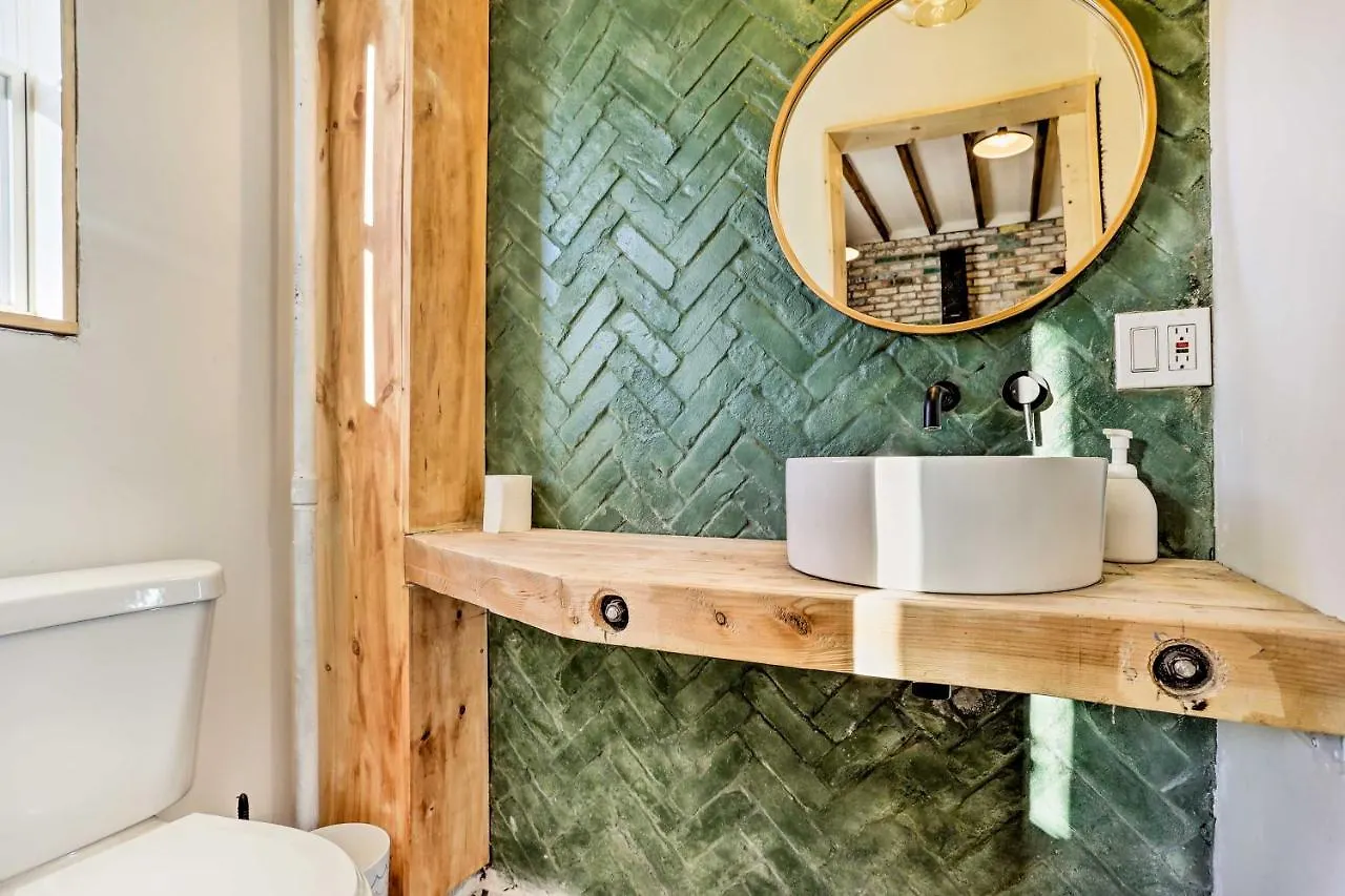 Stylish Newark Home With Deck Less Than 14 Mi To Nyc! 0*,  United States